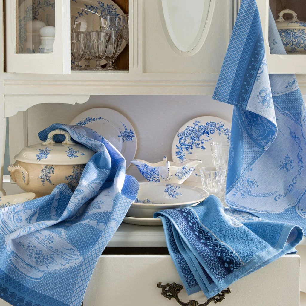 Vintage Plates (Assiettes Anciennes) French Jacquard Cotton Dish Towel By Coucke 4 Vintage Plates (Assiettes Anciennes) French Jacquard Cotton Dish Towel By Coucke - Image 2