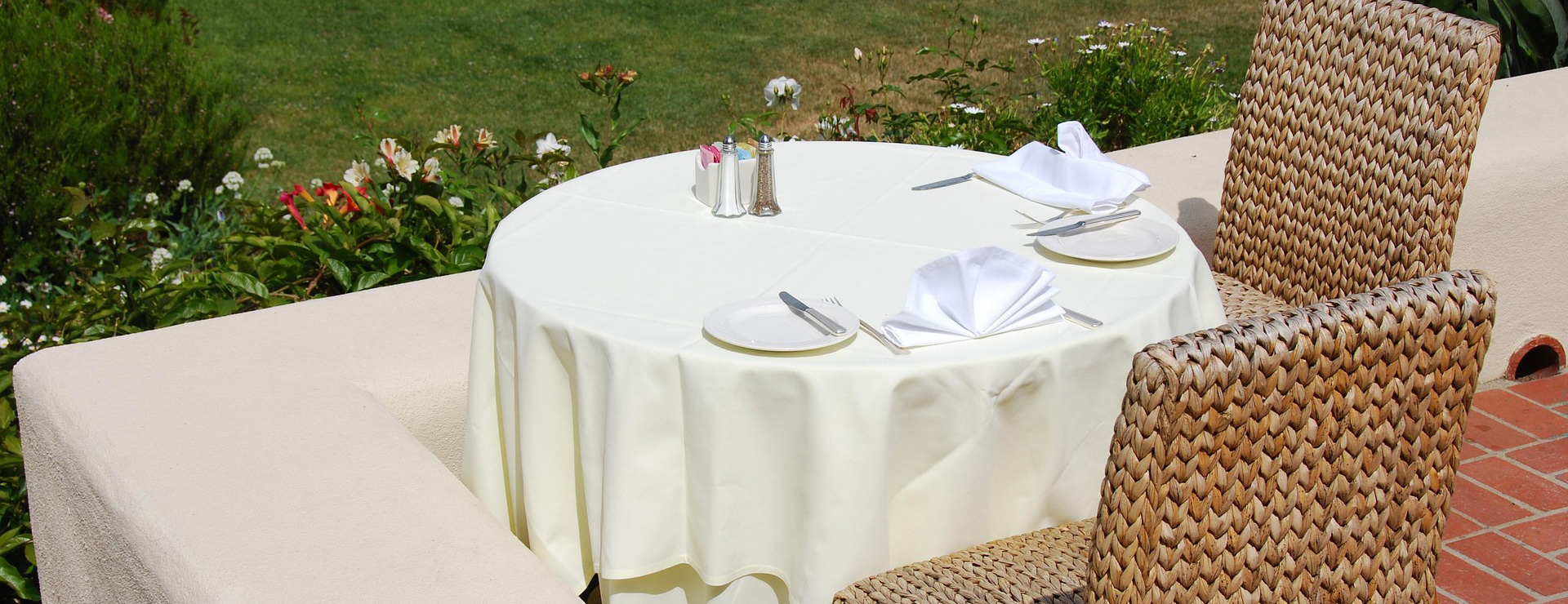 Kitchen Textiles -Kitchen Textiles table 4968325 1920